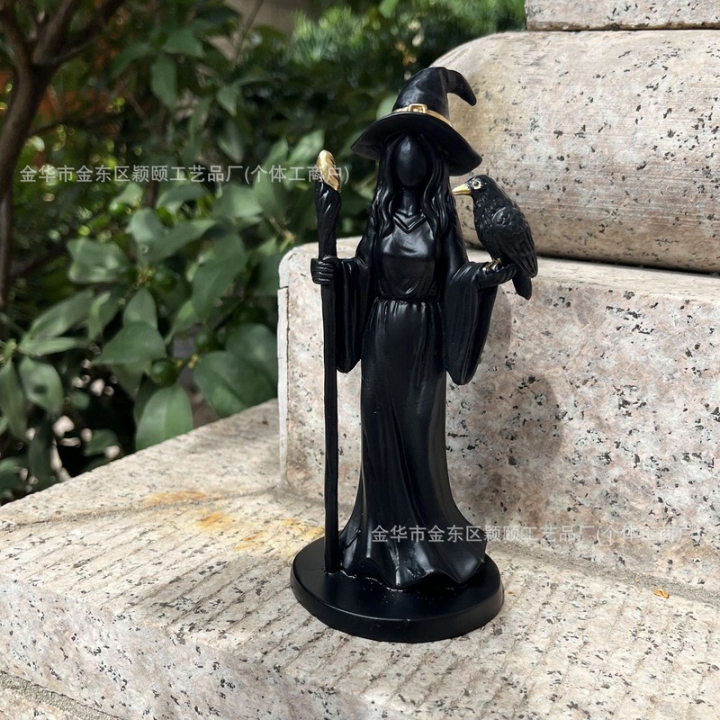 跨境新款Cracker Barrel Witch 女巫雕像万圣节树脂摆件家居装饰|undefined