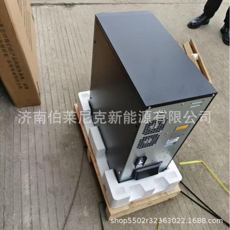 山特（SANTAK）C6K UPS电源6KVA/5400W内置电池标准机C10K 10KVA