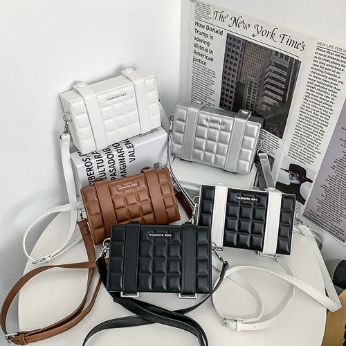 High-end men's and women's box bags  new ins rhombus small square bag chocolate block one-shoulder cross-body bag