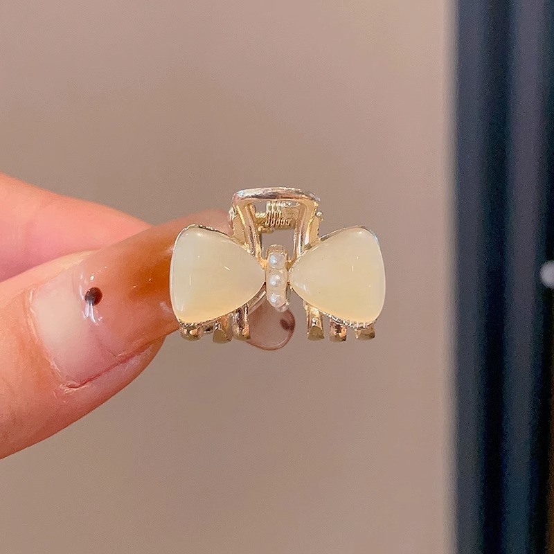 Oreja de conejo pequeño clip de las mujeres de alto grado Perla Rhinestone horquilla accesorios para el cabello Cabeza trasera medio lazo de pelo clip de tiburón horquilla