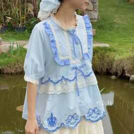 夏季新款日韩系小清新刺绣甜美蕾丝木耳边少女衬衫宽松拼布娃娃衫