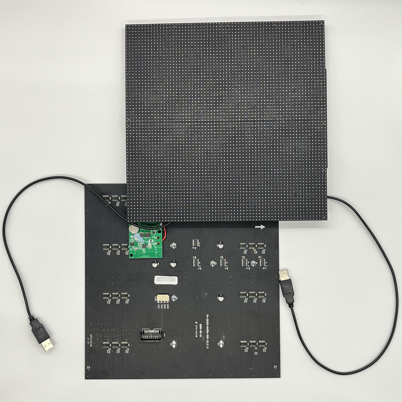 同じタイプのled広告のリュックサックを運転しています。スマートにledバッグを運転しています。屋外のフルカラーledスクリーンのリュックサックです。|undefined