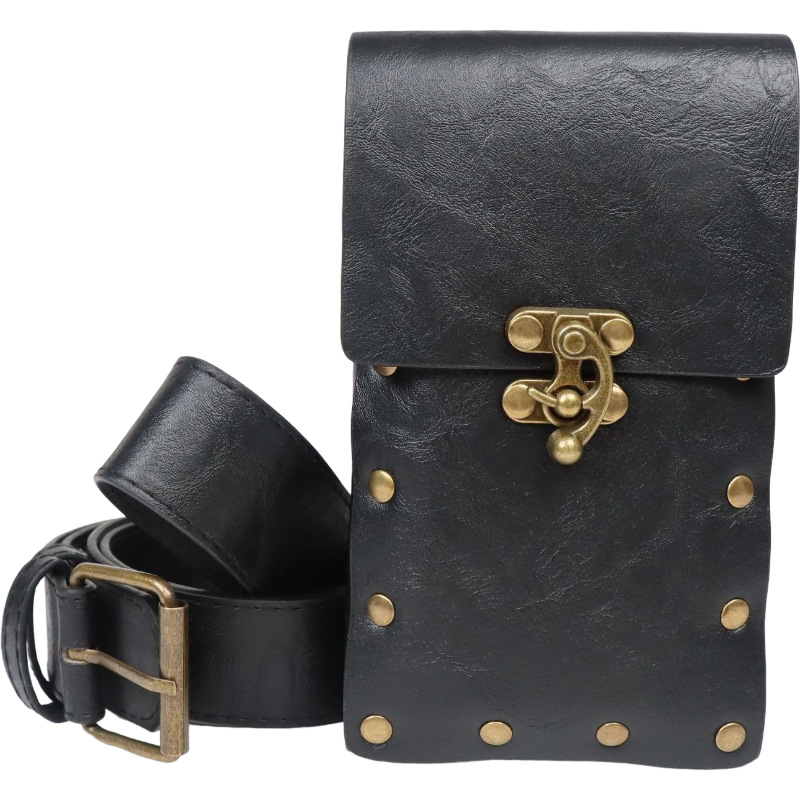 벨트가 달린 블랙 패니 팩