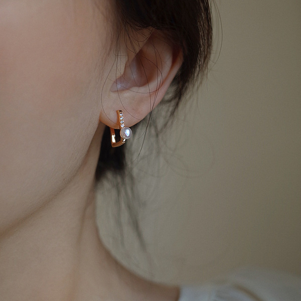 Retro square brand fashionable earrings pearl with zircon