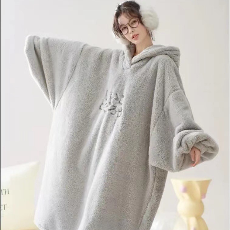 Invierno nuevo camisón de las mujeres más el tamaño franela caliente con capucha casual desgaste casero flojo Falda larga sobre la rodilla