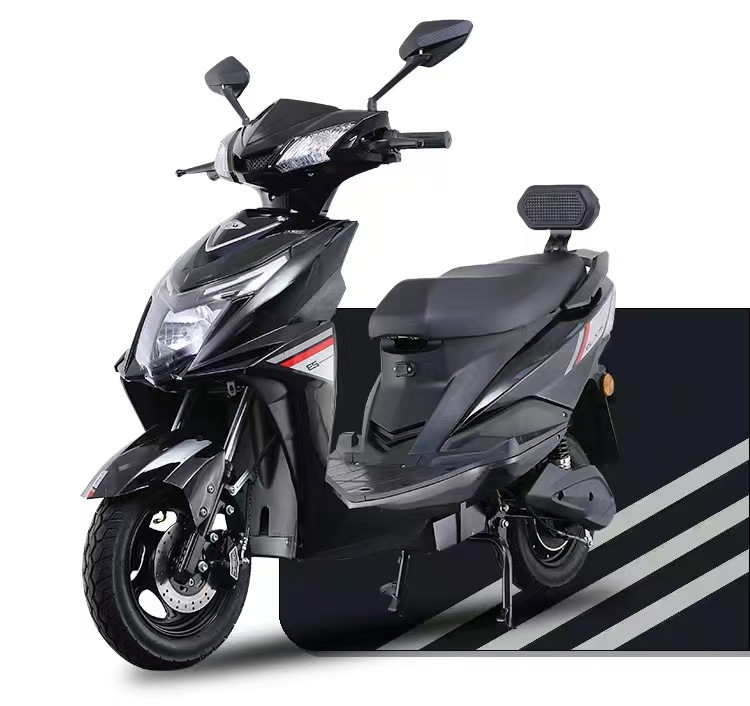 Cross-Border War God Electric Vehicle Electric Motorcycle Adult Men and Women Pedal Takeaway Climbing Electric Motorcycle Commuting Electric Vehicle Batch