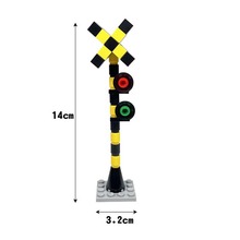 仿真MOC火车红绿灯交通信号小颗粒积木玩具铁路过道警示灯标示牌