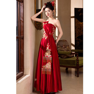 Red Strapless Wedding Dress for Bride, High-End Luxury New Chinese Style Engagement Gown with a Sense of Sophistication