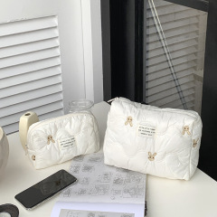 大容量刺繍ウサギ携帯化粧バッグ旅行収納バッグ尿不湿収納バッグおむつバッグ