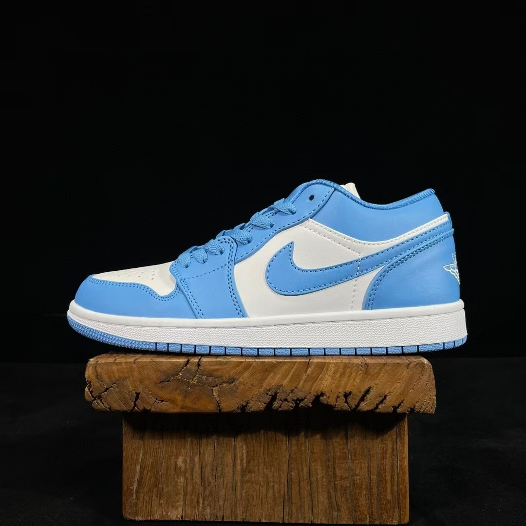 Putian Chunyuan aj1 bajo rayo públas de alta versión de hollín azul y negro de North Carolina zapatos deportivos de baloncesto