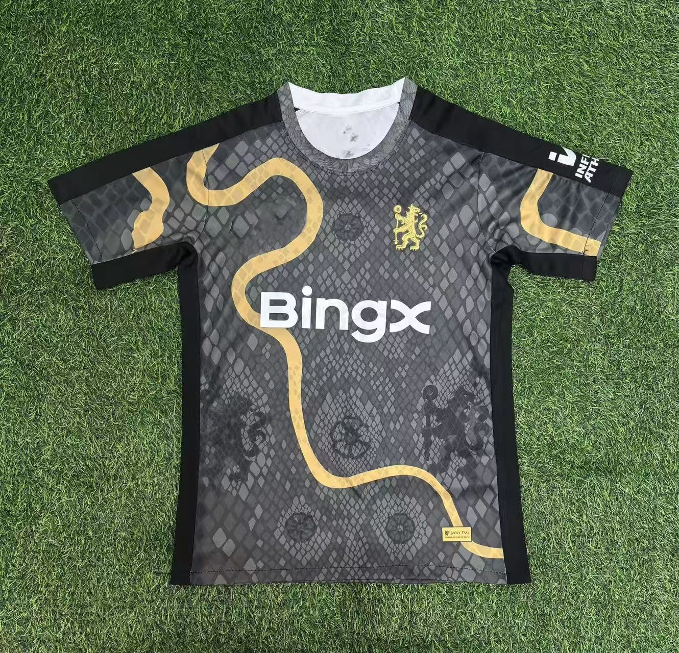 Una generación de uniformes de fútbol, nuevos uniformes de entrenamiento, camisetas, Italia AC, Barcelona, Real Madrid, Brasil, Japón, Ajax