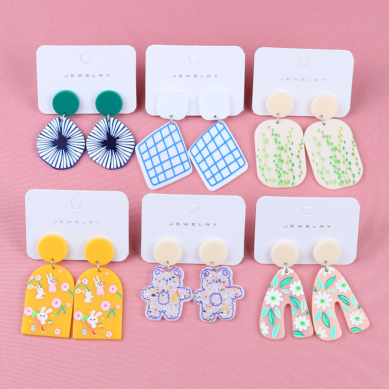 22g Weight Earrings Classification Shopping Occasion Acrylic Material Animal Pattern Women'S Gender Cartoon Style Style Cartoon Style Animal Arylic Earrings 无