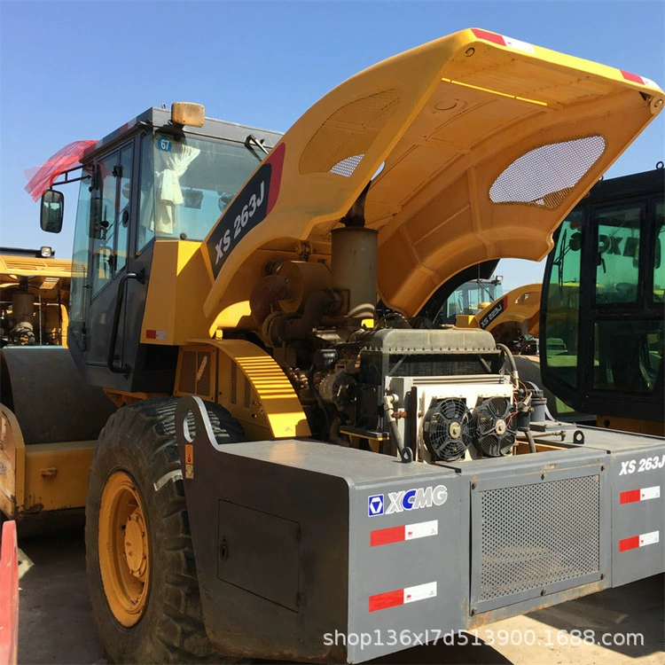 Прямые поставки с завода: б/у виброплита 22 тонны, б/у каток XCMG, низкий расход топлива, удобное управление, одинарное стальное колесо.