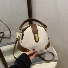 �羳ײɫؐ������Ů�¿�W�t�ٴ�r����������s�|�Іμ�б���