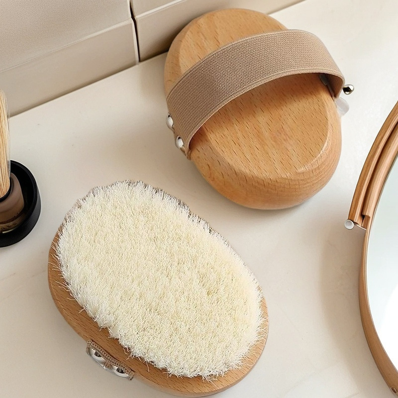 Beech Wood Soft Bristle Brush for Home Use, Portable Handheld Bath Brush for Exfoliation and Body Dry Brushing, In-Stock Bath Brush Direct from the Source Factory
