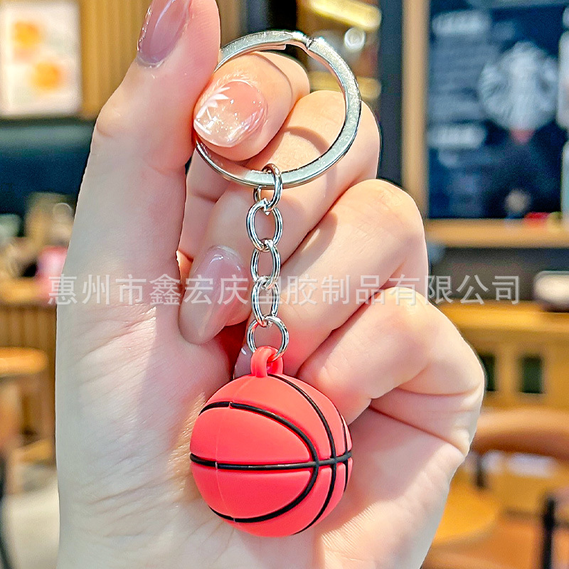 Simulación creativa llavero de baloncesto tenis rugby fútbol muñecas bolsas colgantes club pequeños regalos al por mayor