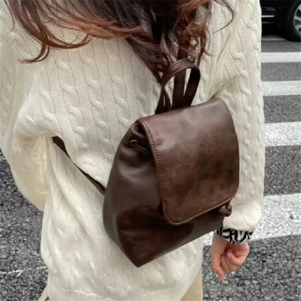 Red Riding Book Style Small Retro Brown Backpack Women's 2023 Spring and Summer New Ins Simple All-match Shoulder Bag