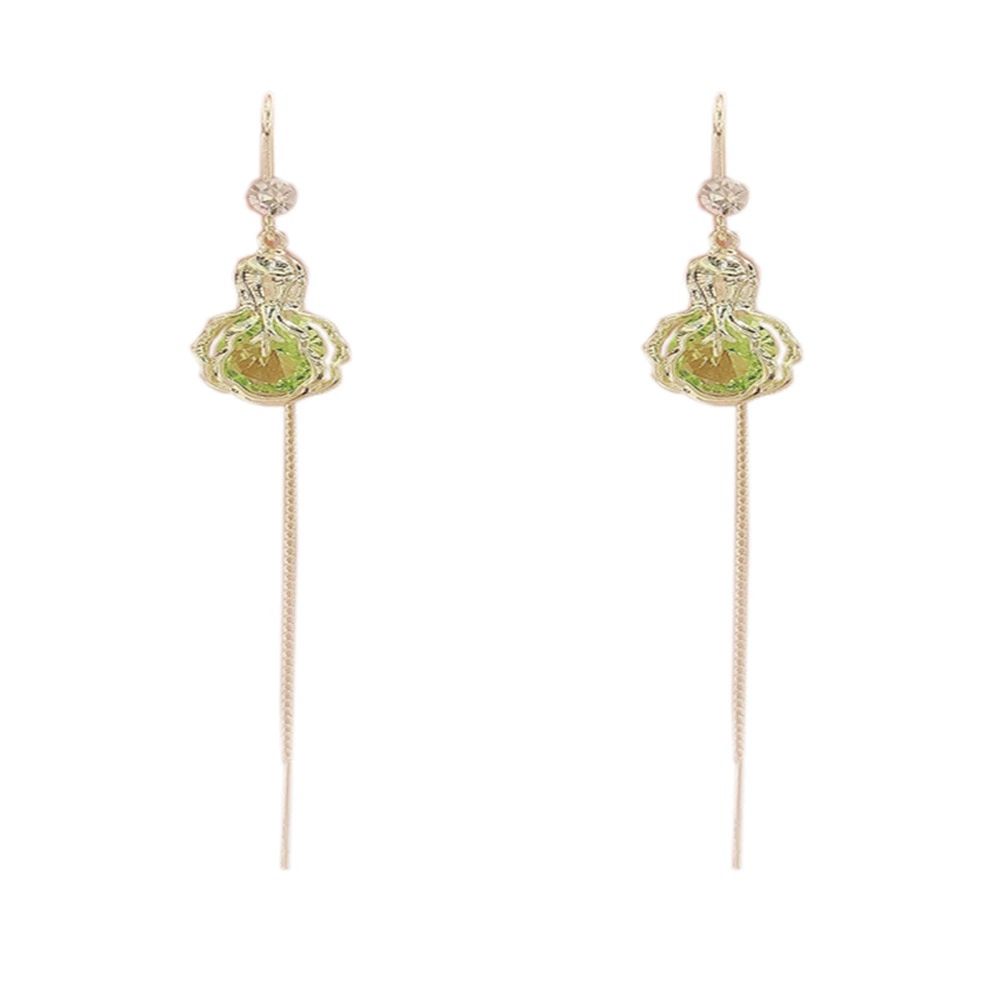 Design green earrings, internet celebrity