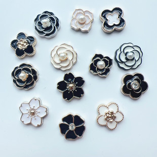 New small fragrant style camellia flower point pearl jewelry accessories hairpin hat hole shoes clothing materials accessories wholesale