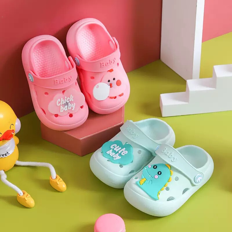Children's Slippers Summer Indoor Non-Slip Soft-Soled Slippers Children's Clogs Baotou Infants and Boys Baby Slippers Children's Slippers Summer Indoor Non-Slip Soft-Soled Slippers Children's Clogs Baotou Infants and Boys Baby Slippers