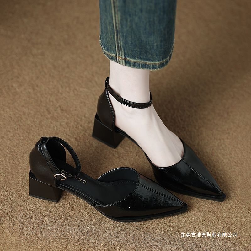 Korean-style new height-increasing hollow sandals for women, 2026 summer, pointed toe, stylish, suitable for outdoor wear, with a single buckle strap, 5cm heel