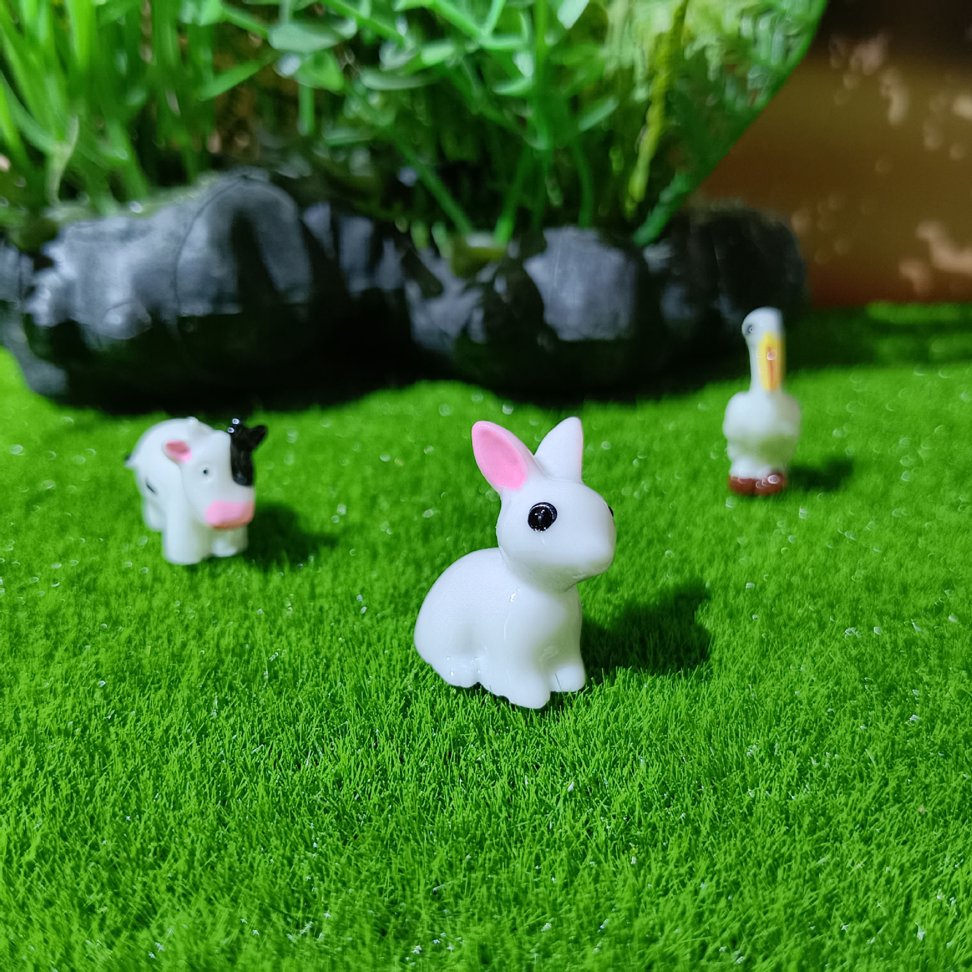 Escenografía de pecera simulación vaca micro-paisaje decoración carnosa bonsai mini pequeño animal resina lindo pato de boca larga