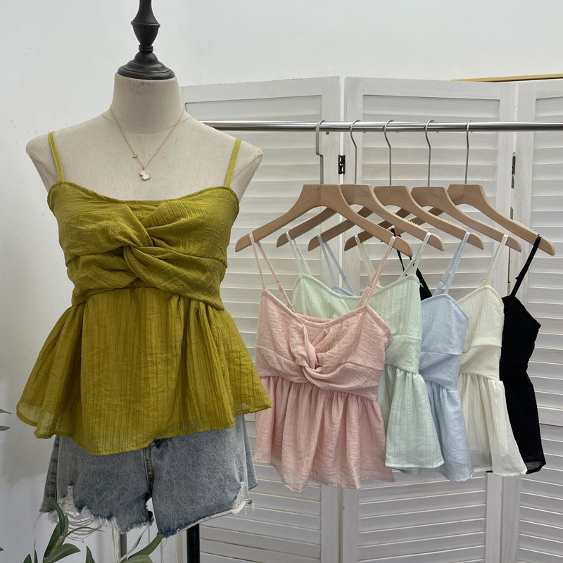 Real Shot of Hong Kong Hot Girl's Camisole with Twisted Pleats, Short Backless Skirt, Slimming Sleeveless Top 3729