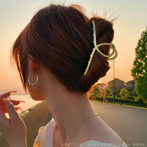 Korean Internet celebrity metal hairpin back head grabber large shark clip elegant temperament  new hair accessories for women