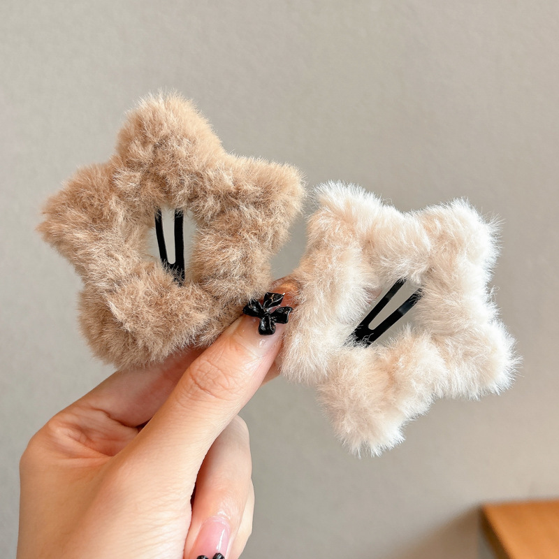 Horquilla de estrella de felpa de otoño e invierno, clip lateral dulce y lindo, clip lateral con flequillo, clip bb de sentido avanzado, horquilla de pelo, accesorios para el cabello