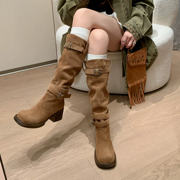 Два носить складчатые сапоги толстые каблуки тонкие ботинки на толстой подошвы 2024 новые кожаные пряжки женские сапоги Maillard осень