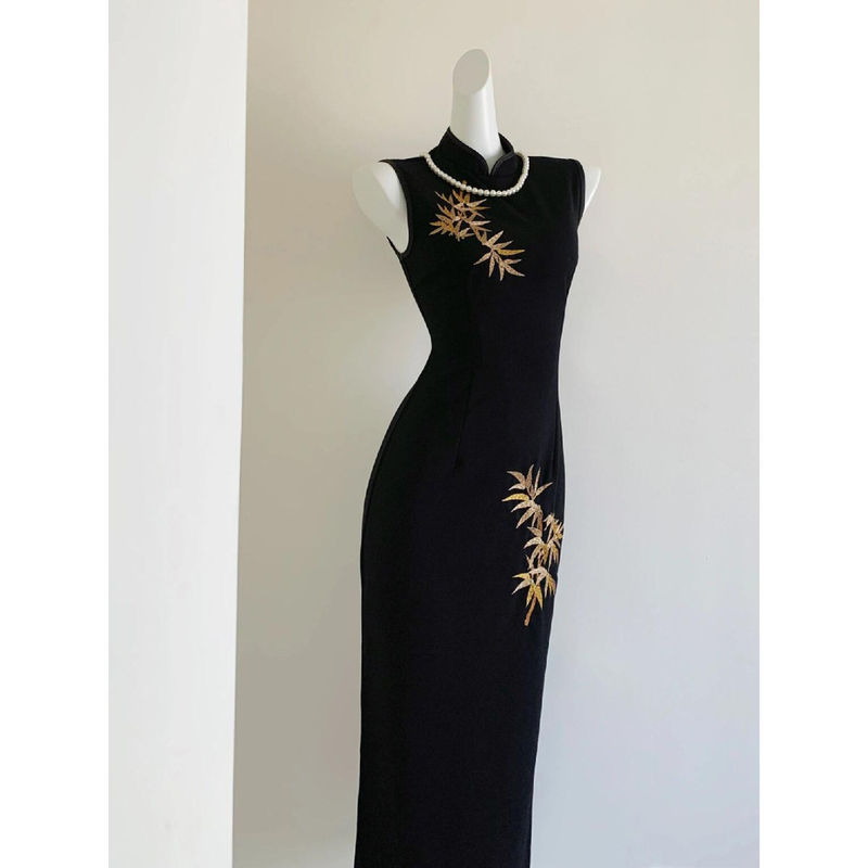 New Chinese Retro Engagement Improved Cheongsam 2024 New Autumn High-end Slim Long Guofeng Black dress New Chinese Retro Engagement Improved Cheongsam 2024 New Autumn High-end Slim Long Guofeng Black dress
