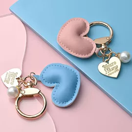 洗唛、商标;布贴;吊粒、吊牌