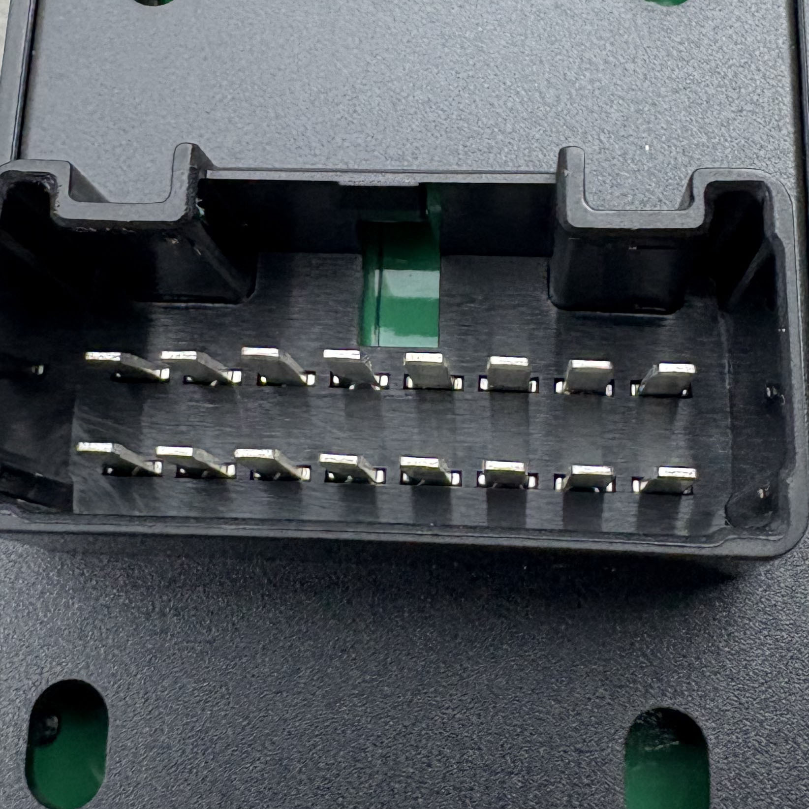 93570-1R211 Is Suitable for Hyundai Rena Glass Regulator Switch Electric Window Control Button Assembly