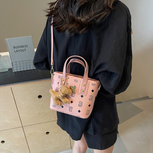 �羳����ˮͰ���＾�¿�С���OӋб������s�������μ��ͨ��Ů