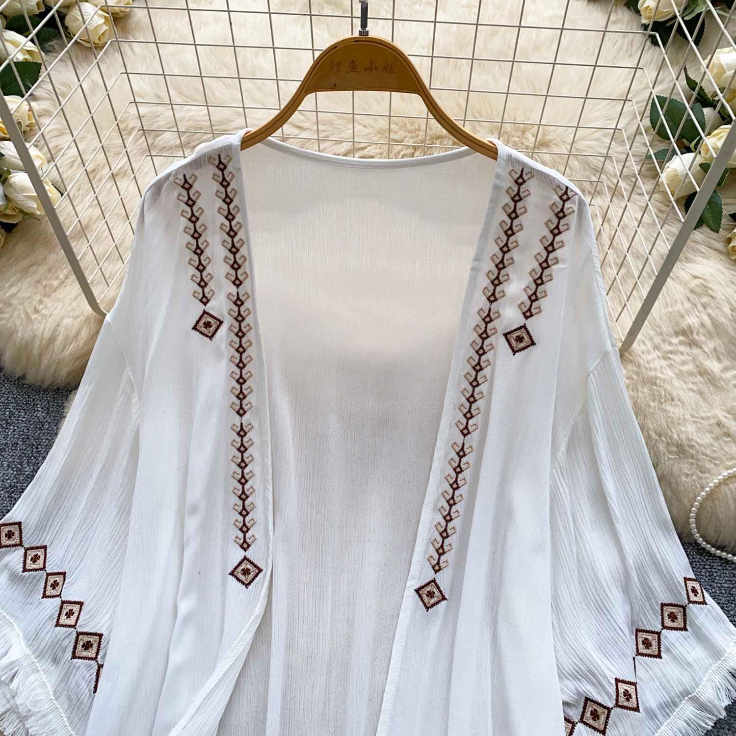 Women's White Retro Embroidery Tassel Cardigan Loose Fitting Summer Vacation Elegant Shirt Top_ecoleips.com