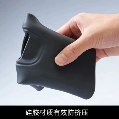 B10 Door: Universal seat cover