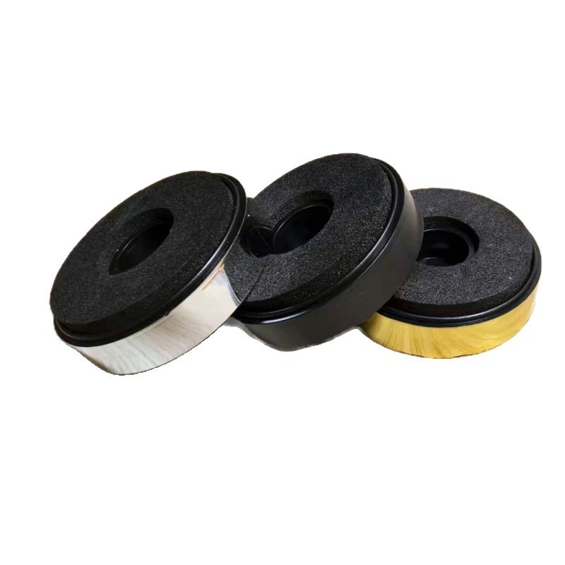 Black doormat, speakers, furniture, gold and silver, 40×10mm 5