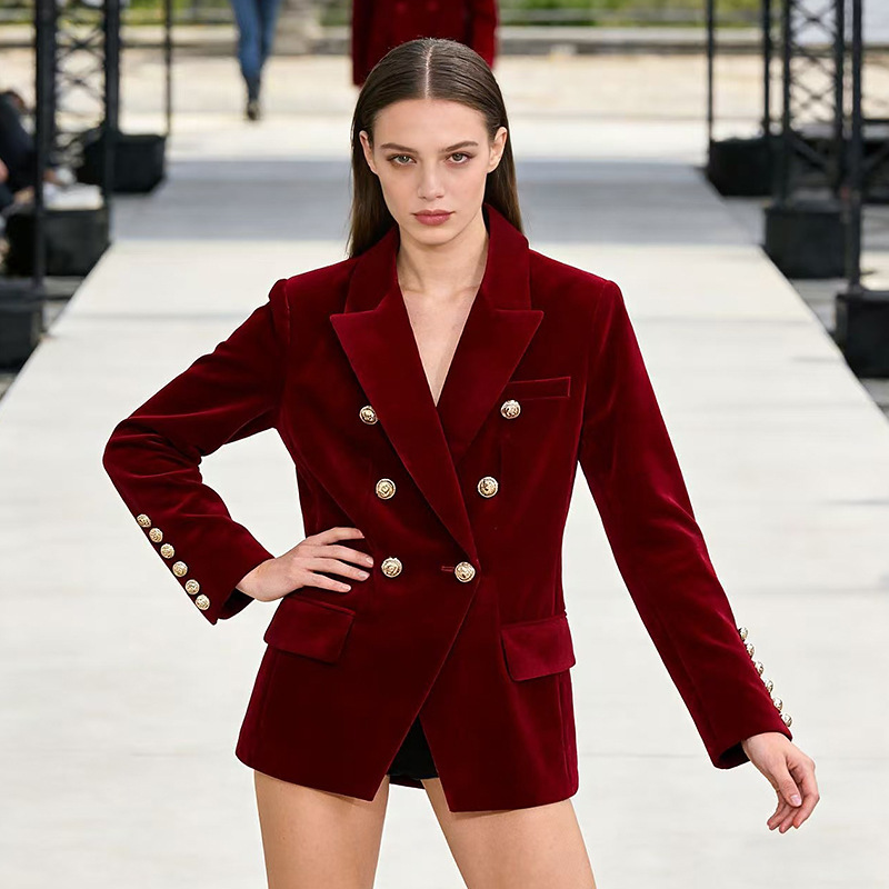 In-Stock 2026 New Model Burgundy Velvet Blazer for Women, Autumn New Style, Lion Head Double-Breasted Brand Jacket In-Stock 2026 New Model Burgundy Velvet Blazer for Women, Autumn New Style, Lion Head Double-Breasted Brand Jacket