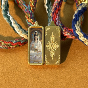 Putuo Mountain Guanyin Open Pendant Small Gold Strip 1 × 3 Titanium Steel Vacuum Electroplated Jewelry Tangka Gawu Box