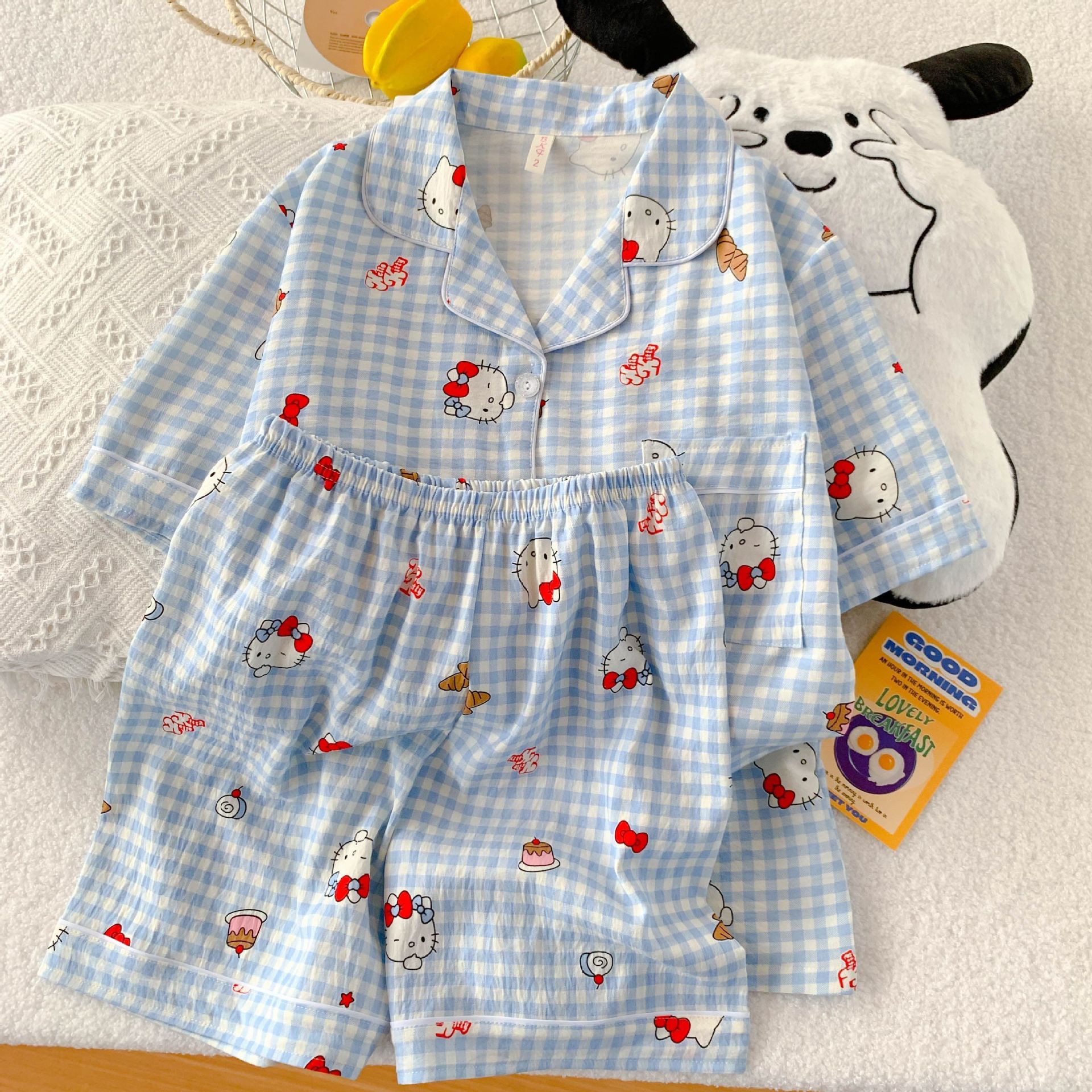 Venta al por mayor transfronteriza de primavera y verano estilo caliente pijamas mujeres estilo fino nube algodón simple dibujos animados pantalones cortos de manga corta traje de servicio a domicilio