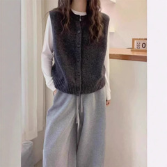 外国貿易の新しいスタイルのシンプルで多用途な女性用ルーズレイヤードニットベスト、女性用ベーシックノースリーブソリッドカラーニットトップ