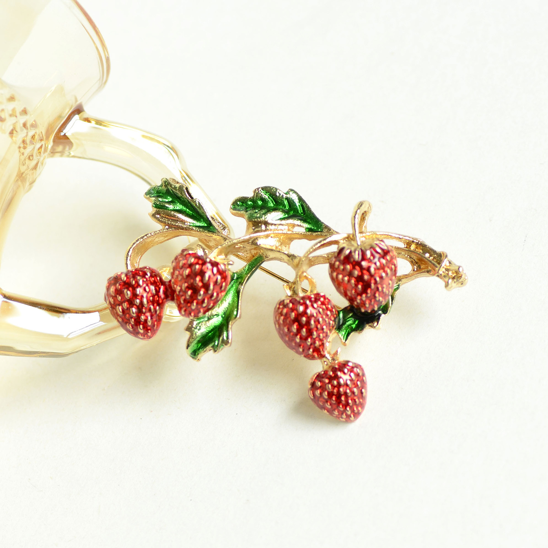 Aardbei broche emaille fruit speld trendy legering accessoire_voghion.com