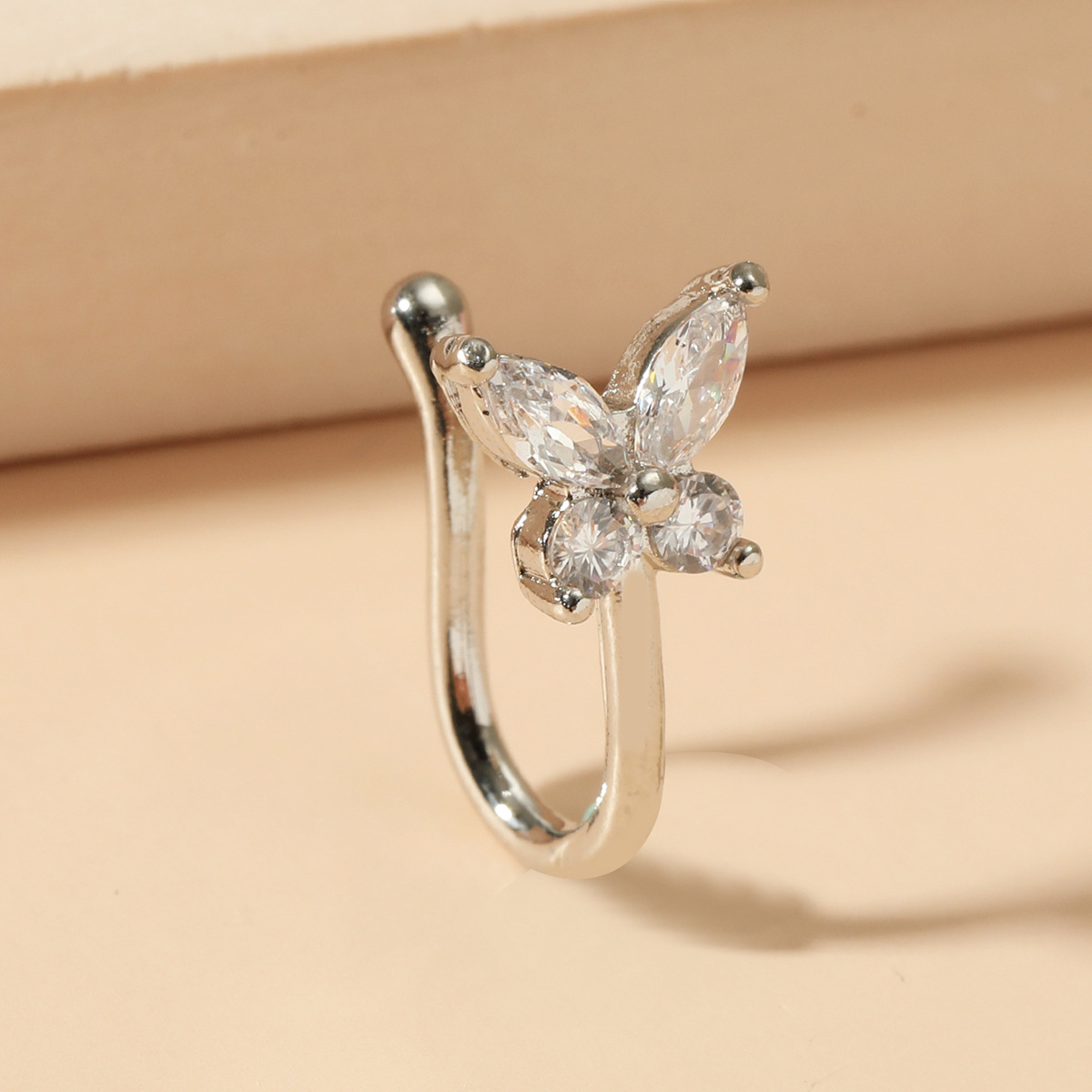 Butterfly Non-pierced Nose Clip Copper Inlaid Zircon U-shaped Nose Ring display picture 3