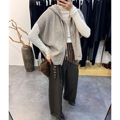 纸片人蝙蝠宽松羊毛马甲女 加厚复古短外套文艺复古韩系上衣25秋