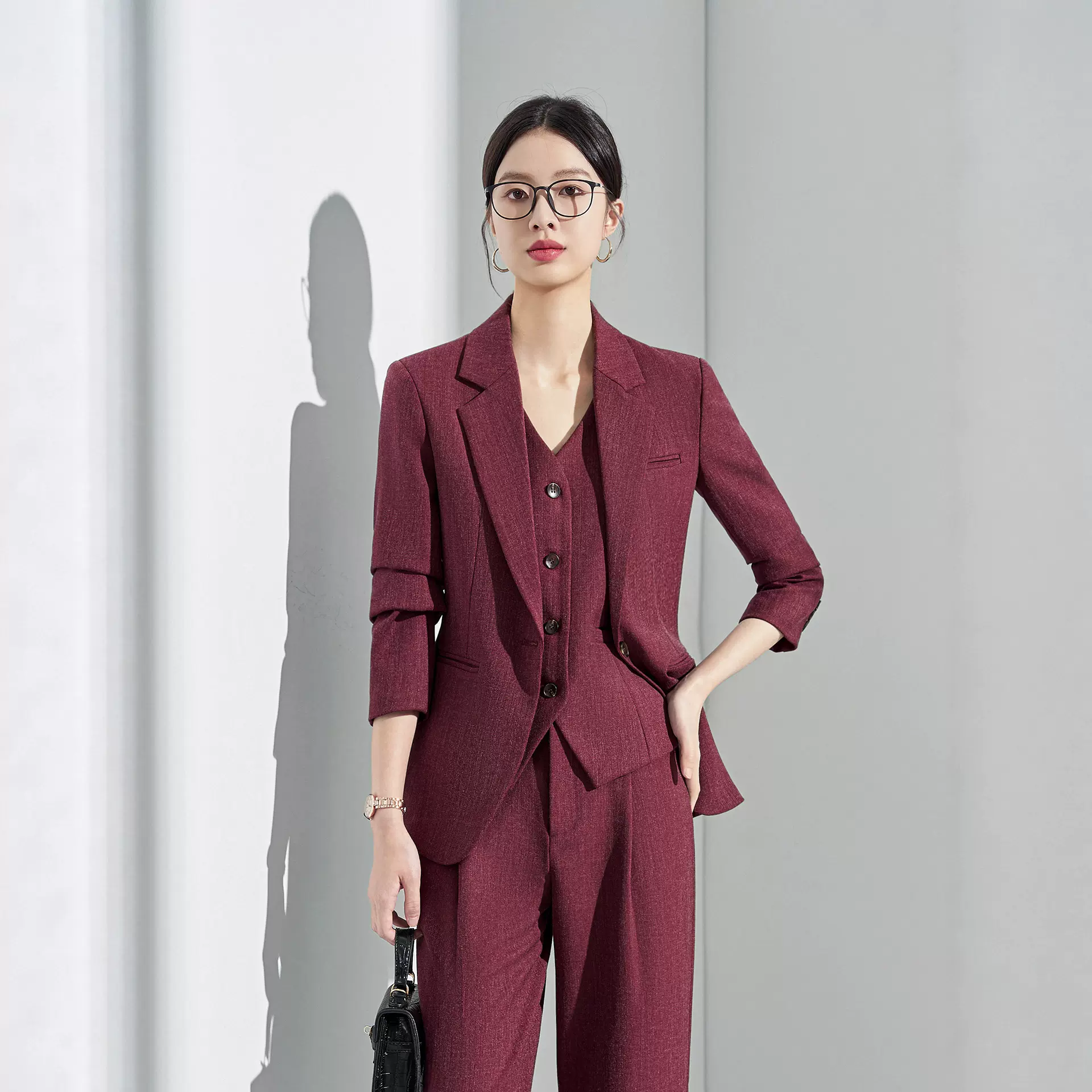 高级感职业装三件套装秋冬季新款长袖小西装领外套女马甲裤子通勤