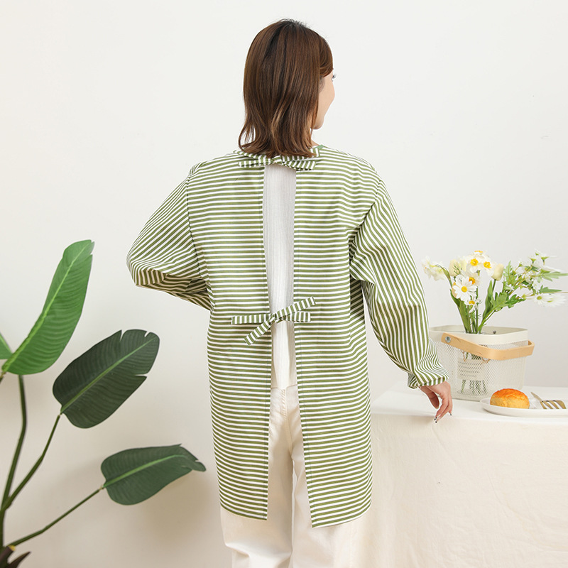 Cocina casera de estilo coreano delantal de cocina de manga larga de las mujeres lindas de alta gama ropa de trabajo antiincrustante para el trabajo y la restauración de la cintura