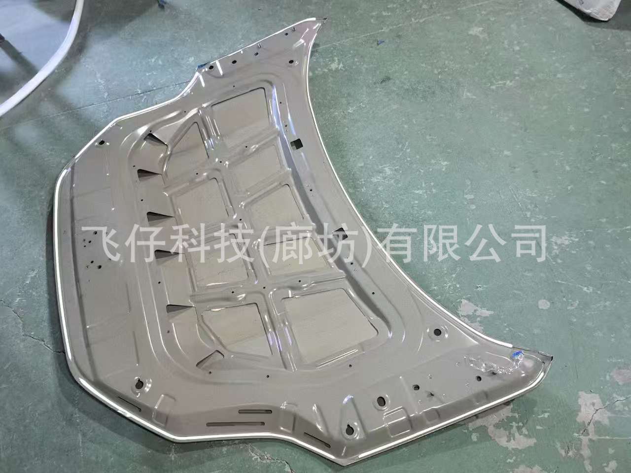 适用于理想L8 L9 L7 极氪001 前机盖引擎盖发动机上盖板-阿里巴巴