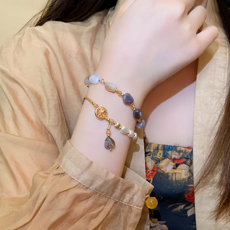 Double-layer Stacked Wear Imitation Natural Stone Pearl Bracelet Women's Niche Design Exquisite Bracelet Retro Light Luxury Bracelet Wholesale