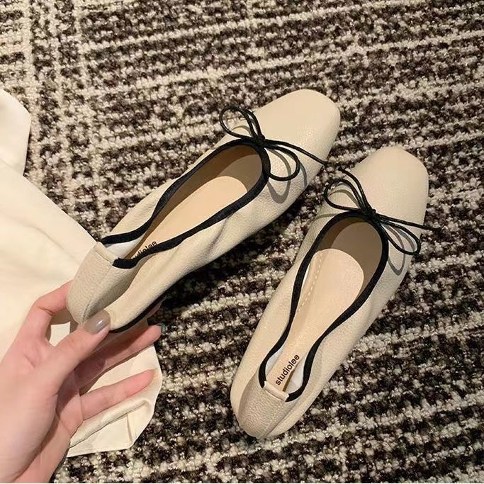 Retro estilo francés con suela gruesa y superficial zapatos de una sola mujer 2026 nueva primavera pequeña altura con zapatos de falda mary-zhen