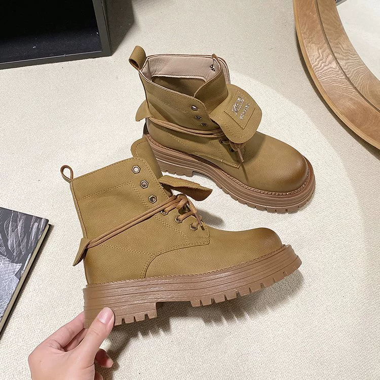 Martens, universal low boots platform English style, British style
